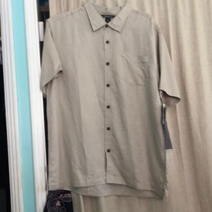 NWT,O’Neill button shirt,large,subtle Hawaii print